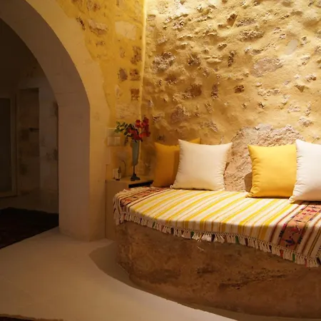 Giota's House Apartment