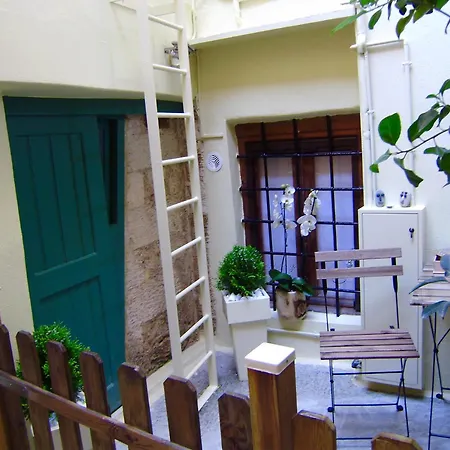 Giota's House Apartment Chania (Crete)