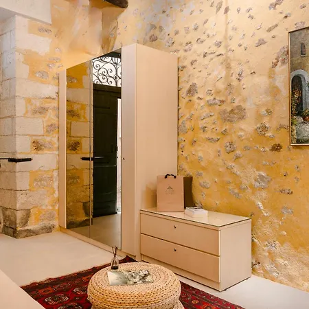 Appartement Giota's House